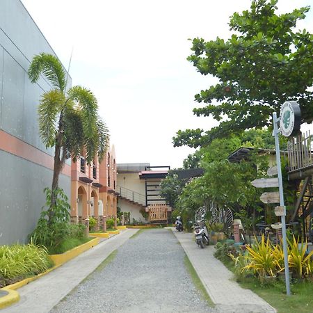 Manora Apartment Talisay  Ngoại thất bức ảnh