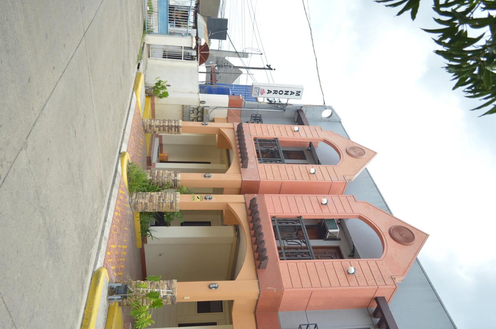 Manora Apartment Talisay  Ngoại thất bức ảnh