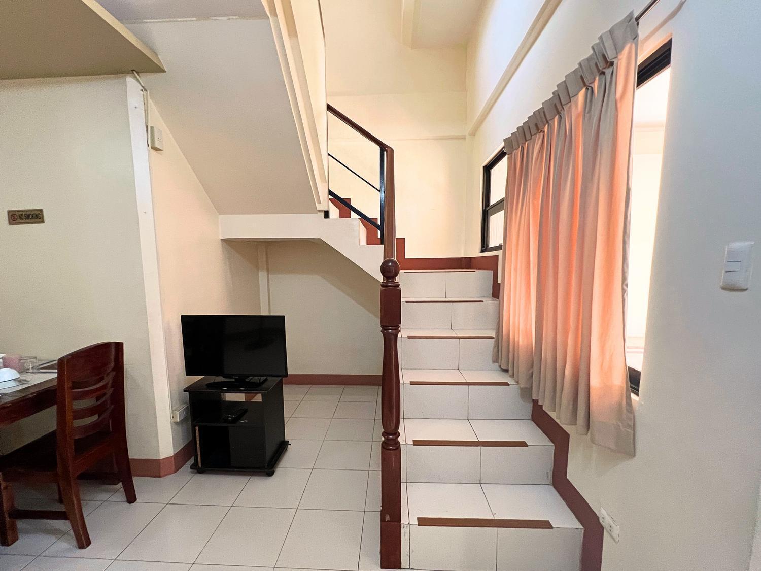 Manora Apartment Talisay  Ngoại thất bức ảnh