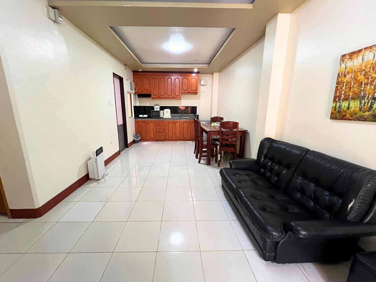 Manora Apartment Talisay  Ngoại thất bức ảnh
