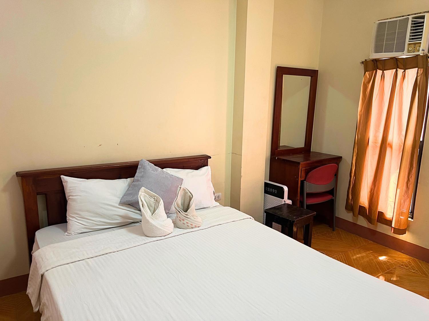 Manora Apartment Talisay  Ngoại thất bức ảnh