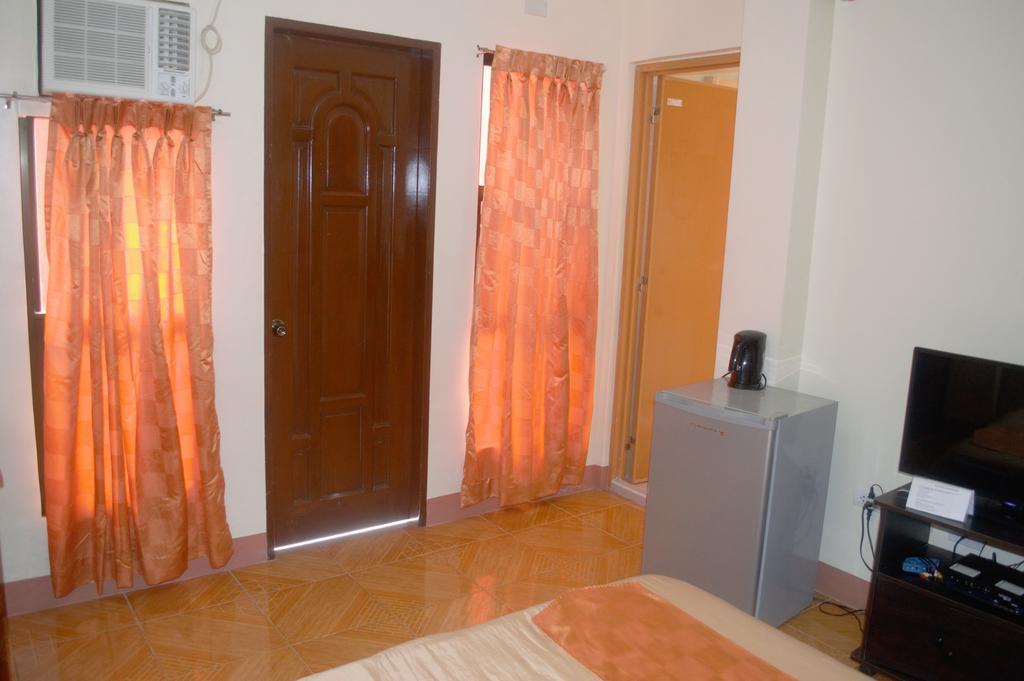 Manora Apartment Talisay  Ngoại thất bức ảnh